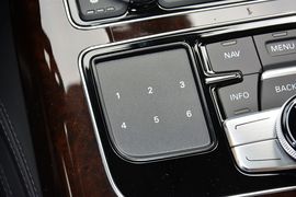 2014款奥迪A8L