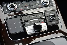 2014款奥迪A8L