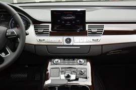 2014款奥迪A8L