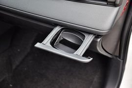 2014款丰田威驰1.5L手动智臻版