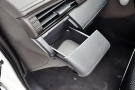 2014款丰田威驰1.5L手动智臻版