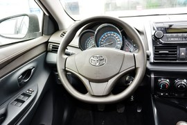 2014款丰田威驰1.5L手动智臻版