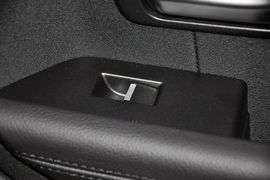 2015款揽胜极光2.0T