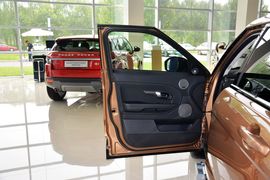 2015款揽胜极光2.0T