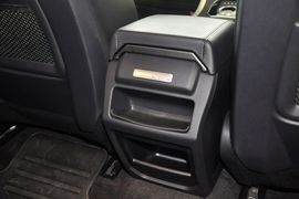 2015款揽胜极光2.0T