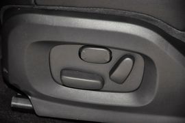 2015款揽胜极光2.0T