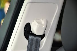 2015款揽胜极光2.0T