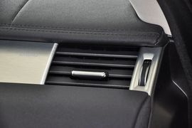 2015款揽胜极光2.0T