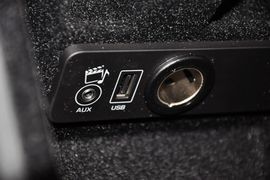 2015款揽胜极光2.0T