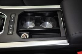 2015款揽胜极光2.0T