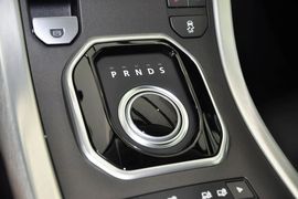 2015款揽胜极光2.0T