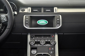 2015款揽胜极光2.0T