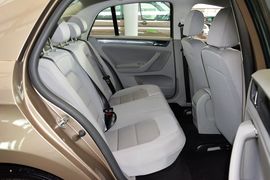 2014款大众宝来1.6L自动时尚型