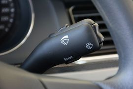 2014款大众宝来1.6L自动时尚型
