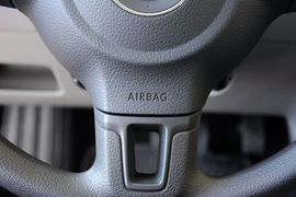 2014款大众宝来1.6L自动时尚型