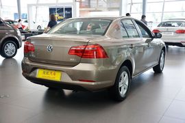 2014款大众宝来1.6L自动时尚型