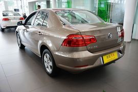 2014款大众宝来1.6L自动时尚型