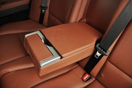 2014款宝马528Li领先型