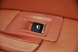 2014款宝马528Li领先型