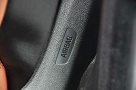 2014款宝马528Li领先型