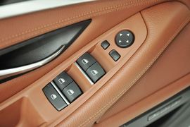 2014款宝马528Li领先型