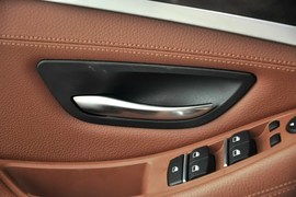 2014款宝马528Li领先型
