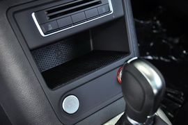 2015款大众途观1.8TSI手自一体两驱豪华版