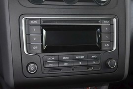 2015款大众途安1.4T手动风尚版5座