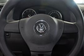 2015款大众途安1.4T手动风尚版5座