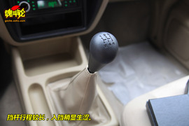 2009款锐骐皮卡汽油版试驾