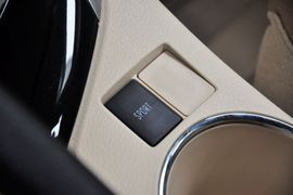 2014款丰田卡罗拉1.6L