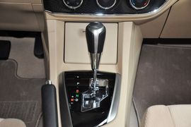 2014款丰田卡罗拉1.6L