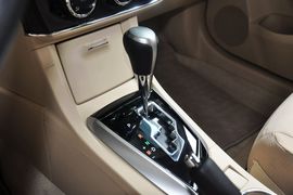 2014款丰田卡罗拉1.6L