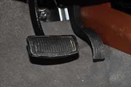 2014款华泰宝利格1.8T手动两驱智享版