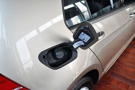 2014款大众高尔夫1.6L手动时尚型