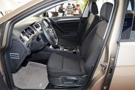 2014款大众高尔夫1.6L手动时尚型