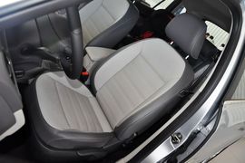 2013款大众朗行1.4T手动豪华型