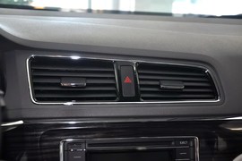 2013款大众朗行1.4T手动豪华型