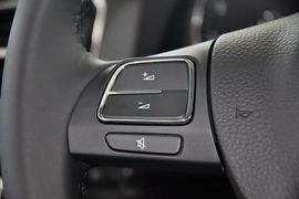 2013款大众朗行1.4T手动豪华型