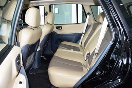 2013款华泰圣达菲1.8T自动两驱天窗版