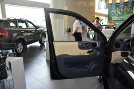 2013款华泰圣达菲1.8T自动两驱天窗版