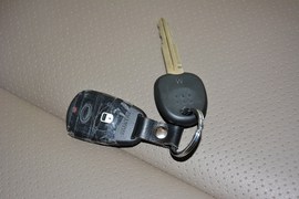 2013款华泰圣达菲1.8T自动两驱天窗版