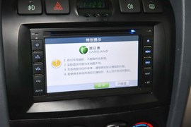 2013款华泰圣达菲1.8T自动两驱天窗版