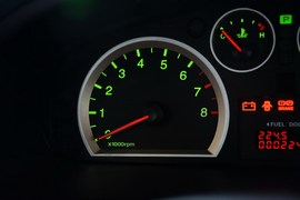 2013款华泰圣达菲1.8T自动两驱天窗版