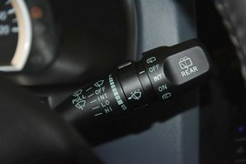 2013款华泰圣达菲1.8T自动两驱天窗版