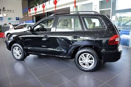 2013款华泰圣达菲1.8T自动两驱天窗版