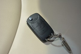 2014款宝骏610