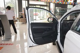 2014款三菱劲炫2.0L自动两驱超越版