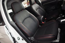 2014款三菱劲炫2.0L自动两驱超越版