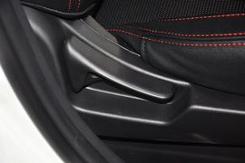 2014款三菱劲炫2.0L自动两驱超越版